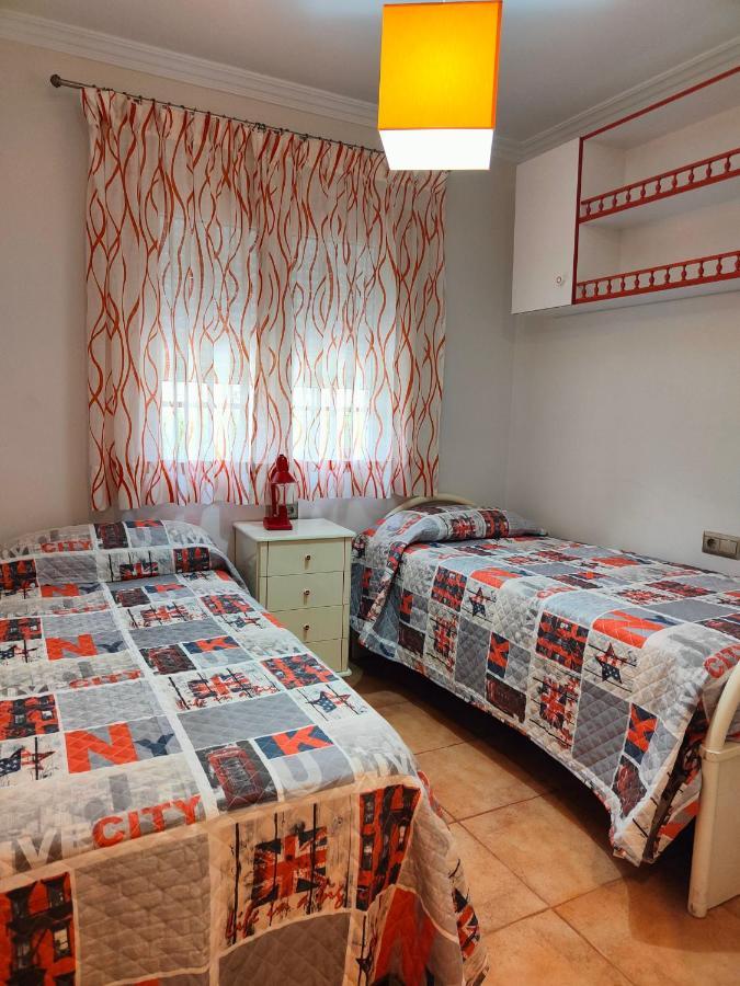 Apartamento Zona Playa De Burriana Con Terraza Nerja Bagian luar foto